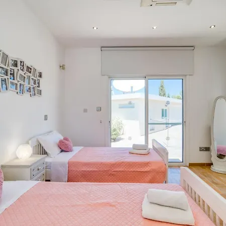 Vilă Amelia By Ezoria